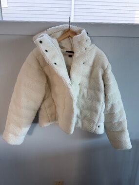 Brand NEW Greyson Eos X Sherpa Jacket - Size M